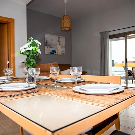Villa Family Dreams - Private Heated Pool With Additional Cost